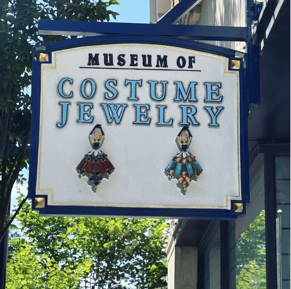 Museum of Costume Jewelry photo 6